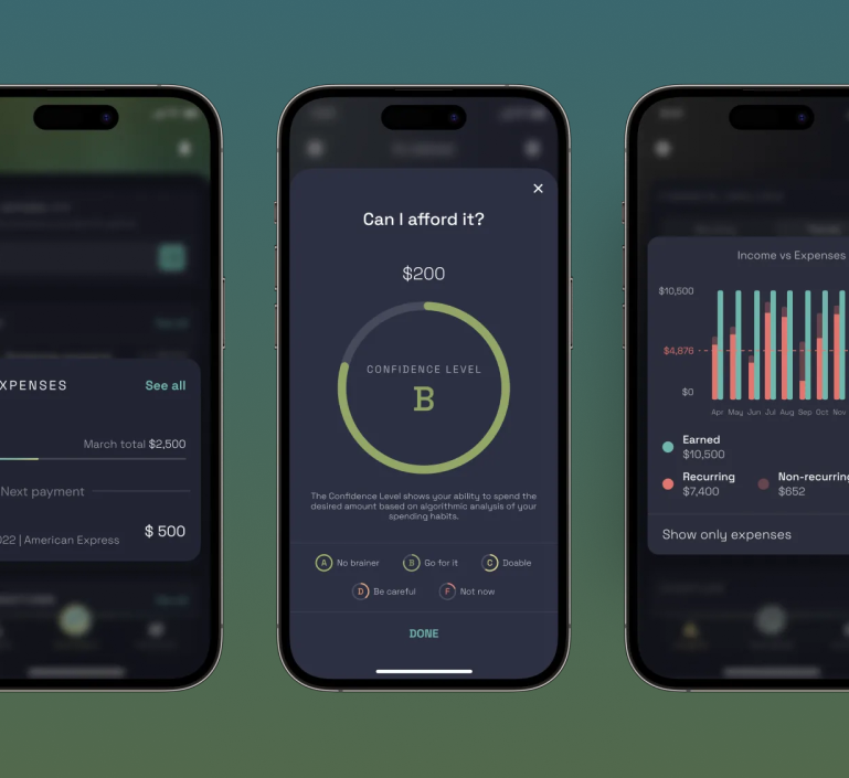 Built Cashews, the runner-up to Product Hunt’s Fintech Product of the Year 2023
          